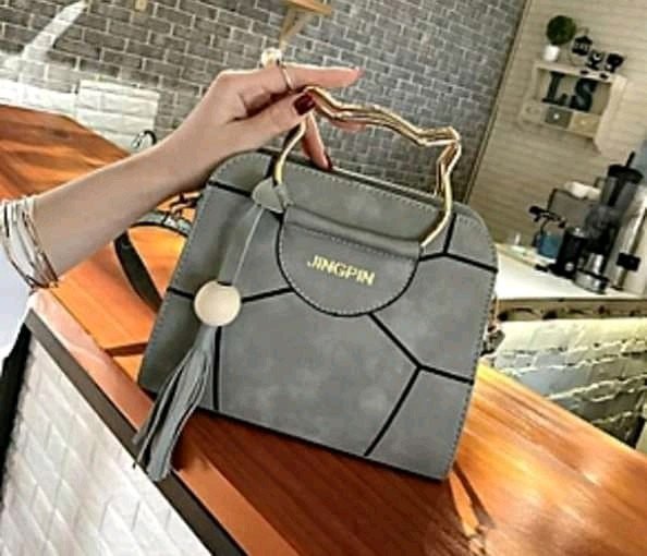 Komback Cheap Strong Leather Ladies Handbags For Sale