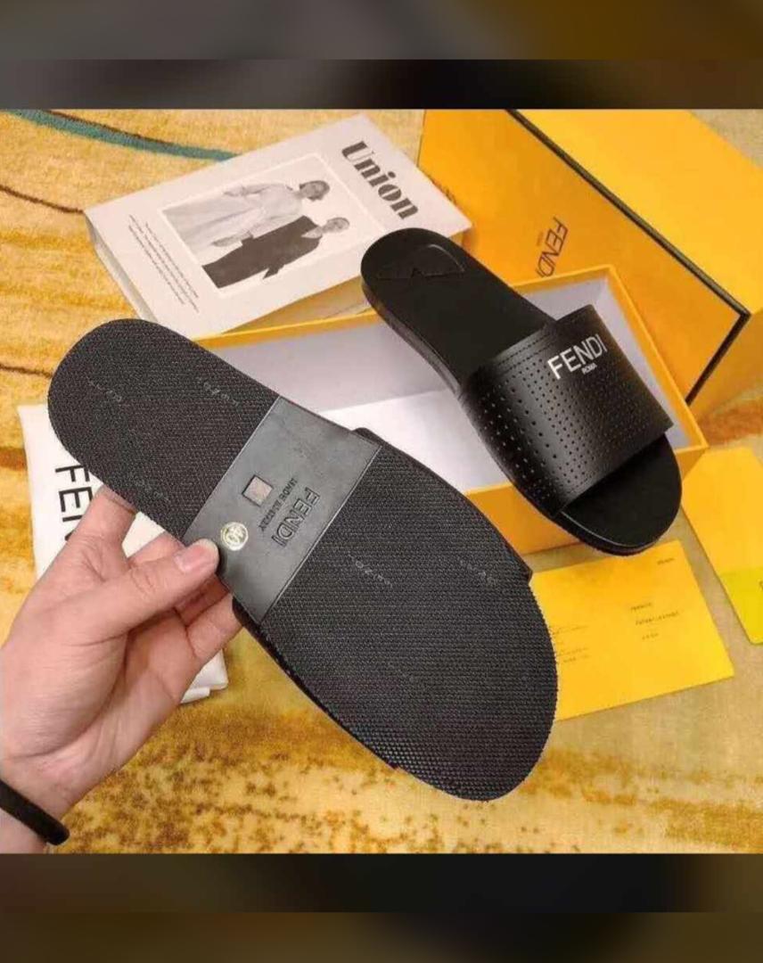 Fendi roma slides on sale